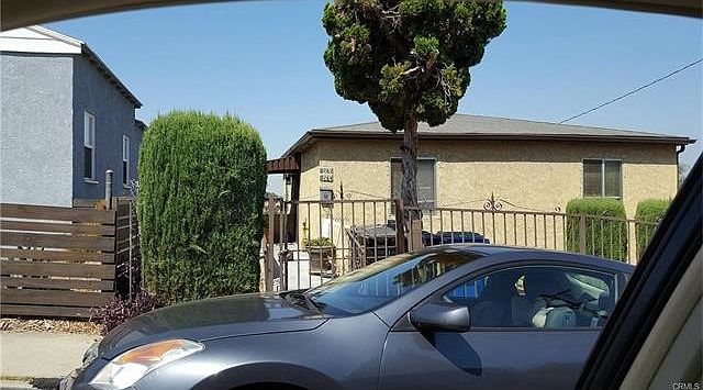 1st image of 1573 Helen Dr