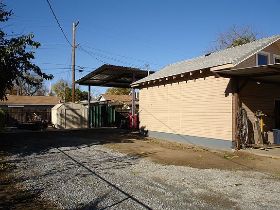 Room for RV's, Boats, trailers, Toys...