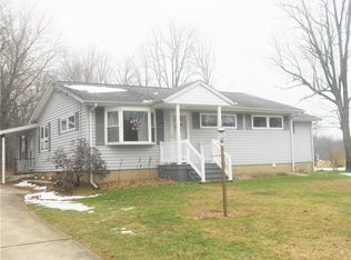 11065 Cross Station Rd, Girard, PA 16417