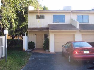 4237 NW 76th Ave, Hollywood, FL 33024