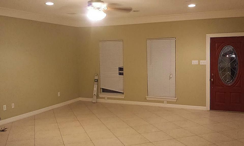 1st image of 8615 Sweetbrush Dr