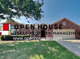 225 Meadow View Ln, Anna, TX 75409
