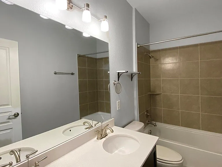 10 Pinestead Ct — Photo 11
