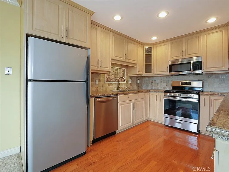 26130 Narbonne Ave #135 — Photo 11