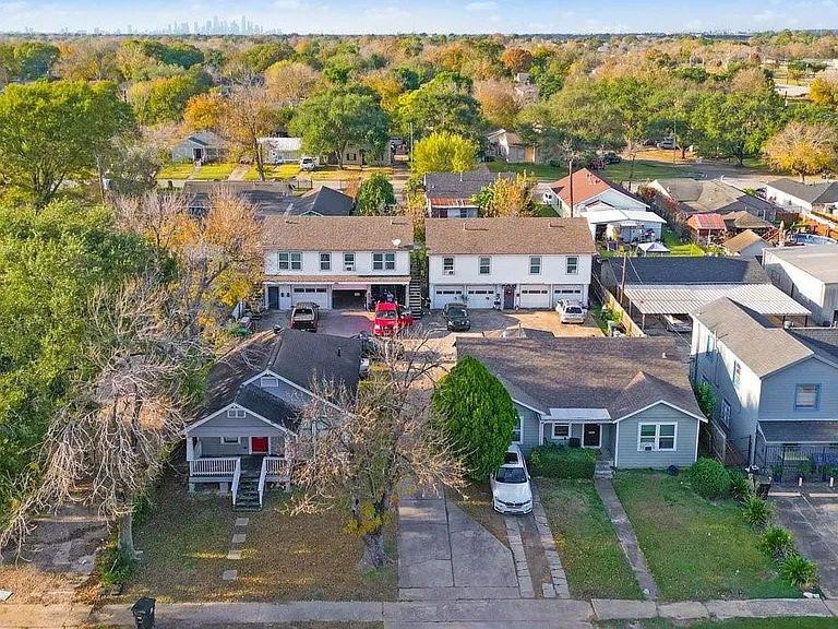 8451 1/2 Howard Dr — Photo 14