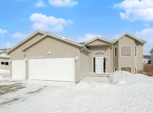 1034 39th Ave W, West Fargo, ND 58078