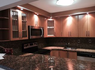 200 172nd St APT 414, Sunny Isles Beach, FL 33160