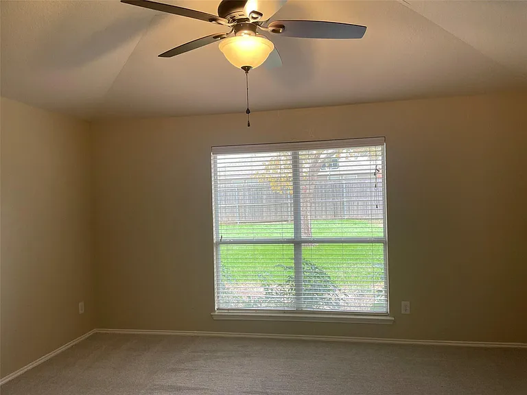 1210 Antoinette Dr — Photo 10
