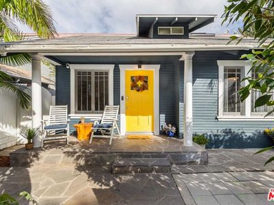 1398 N Serrano Ave, Los Angeles, CA, 90027