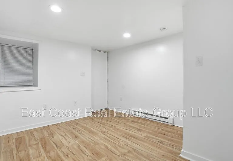 316 N High St — Photo 22