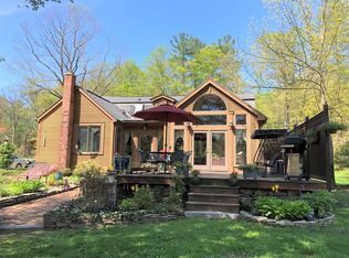 326 Batchelor St, Granby, MA 01033