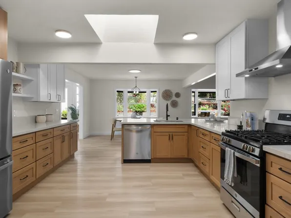 1132 Simmons Lane, Novato, CA 94945