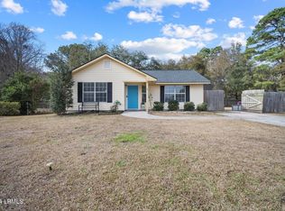 17 Irongate Dr, Beaufort, SC 29906