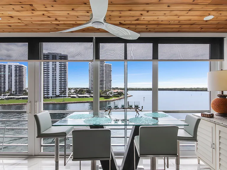 44 Yacht Club Dr #611 — Photo 20