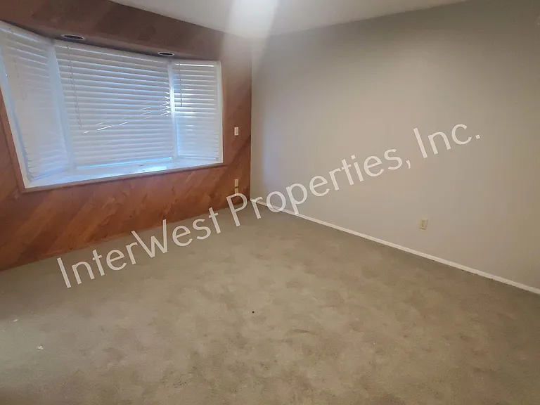 9685 SW Whitford Ln — Photo 16