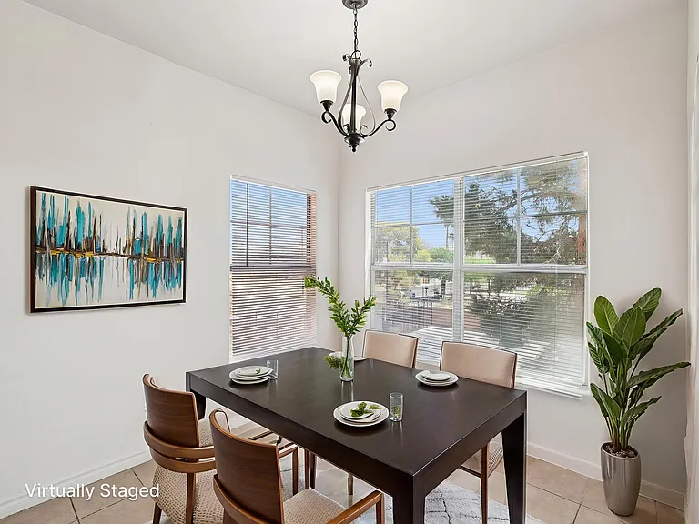 Sunrise Park Condominiums — Photo 9