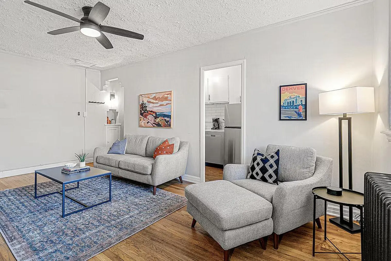 2 bed, 1.0 bath, $2,829 — Photo 3