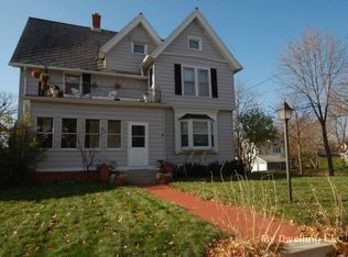 4155 N Murray Ave, Shorewood, WI 53211