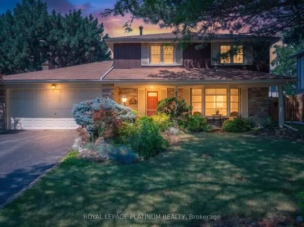 47 Parkview Pl, Brampton, ON L6W 2G2