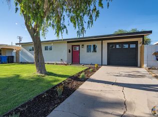 565 Ocotillo Dr, El Centro, CA 92243