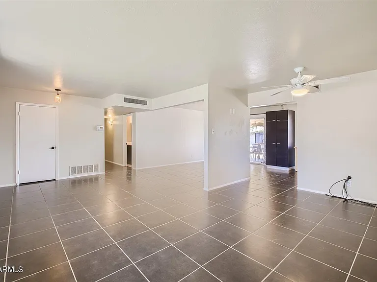 3213 N 63rd Pl — Photo 7