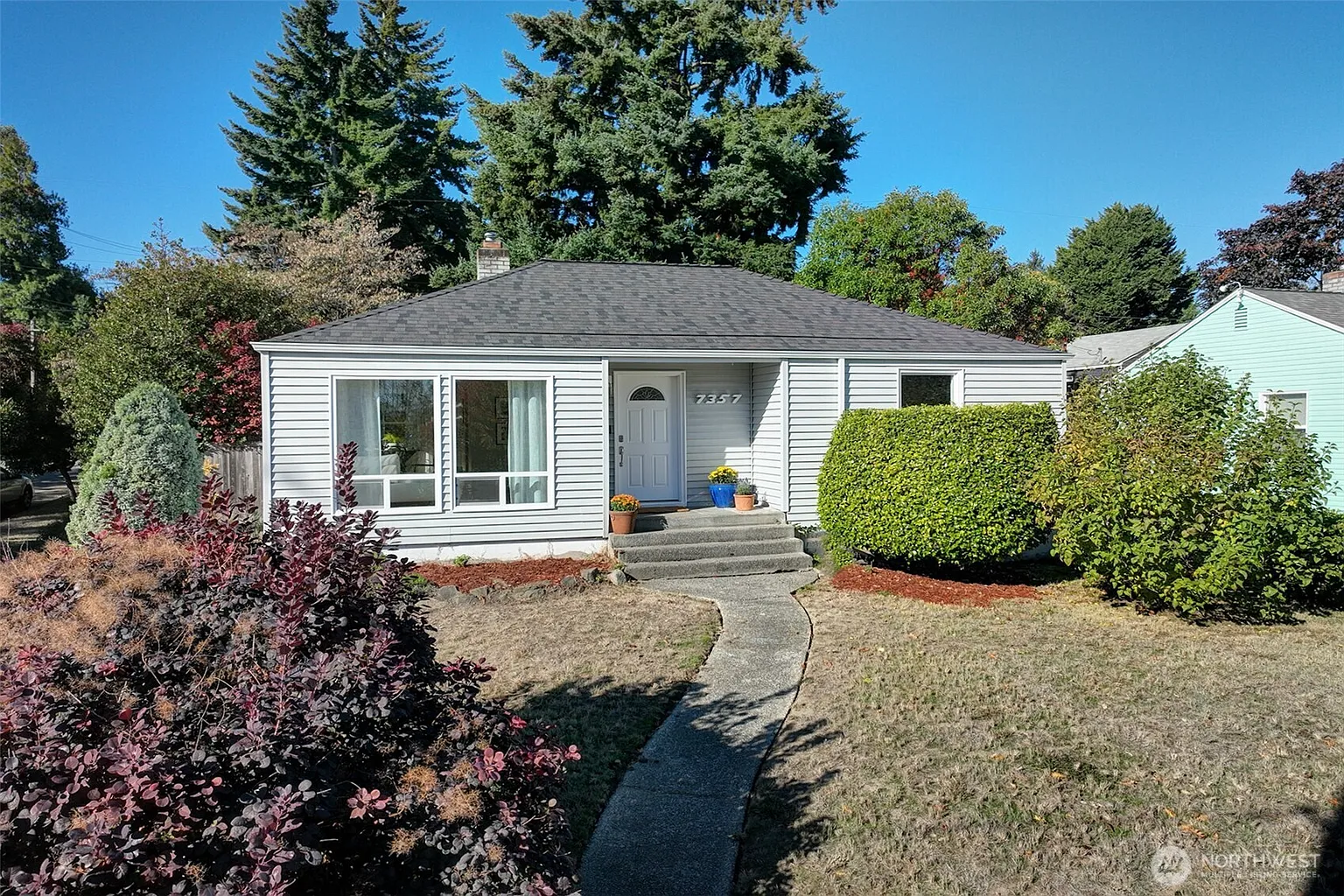 7357 28th Avenue SW photo 1