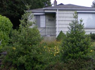 3522 Ashworth Ave N, Seattle, WA 98103