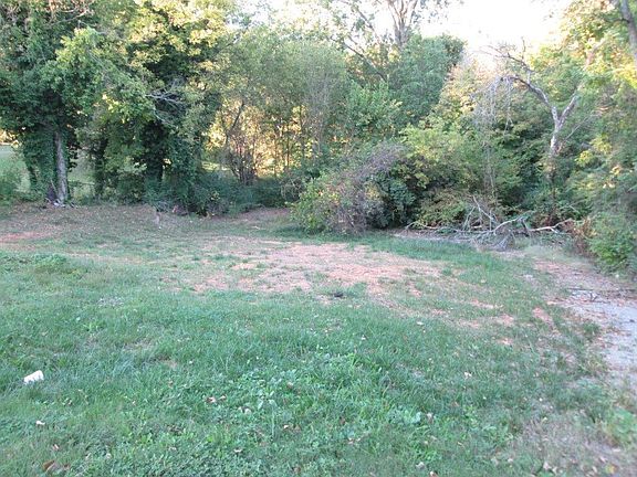 4th image of 5708 Jacksboro Pike