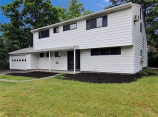 10 Eastern Rd, Hartsdale, NY 10530