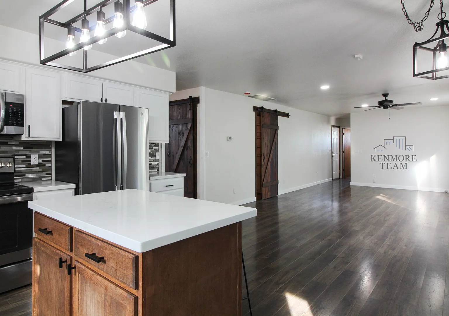 4 Bedroom, 2.5 Bath Home in Kennewick — Photo 4