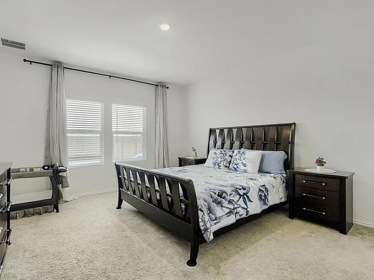1337 Aquilla Dr — Photo 12