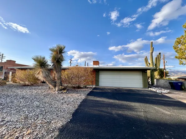 8817 E 3rd St, Tucson, AZ 85710