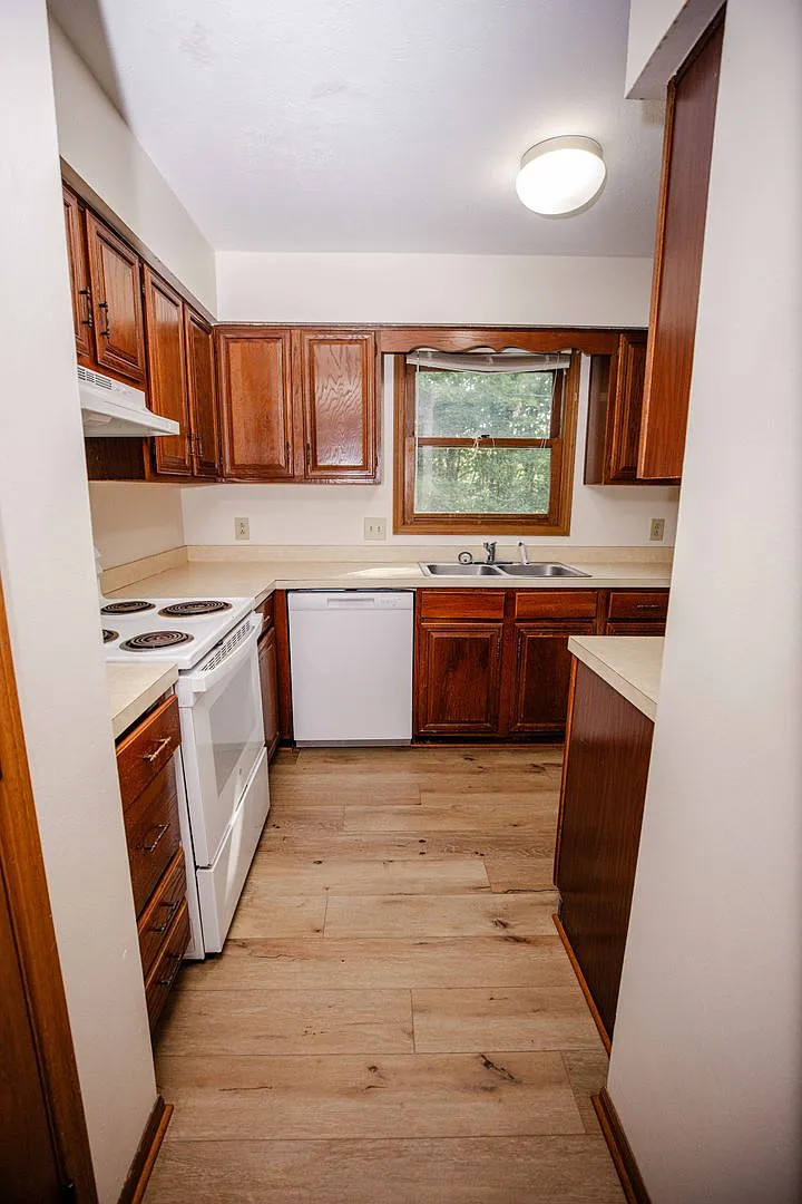 4208 Foxfire Court — Photo 4