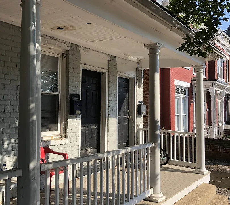 14 S Plum St