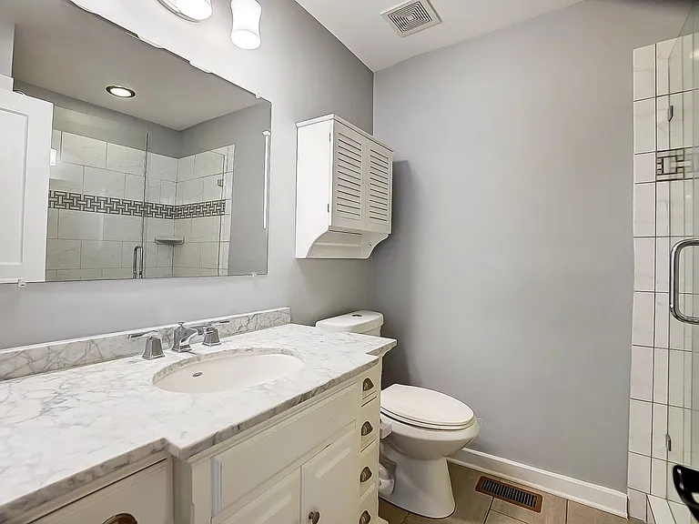 1724 Dunkirk Dr — Photo 33