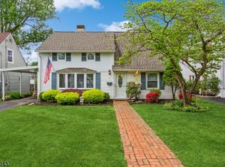 5 Gold St, Green Brook, NJ 08812