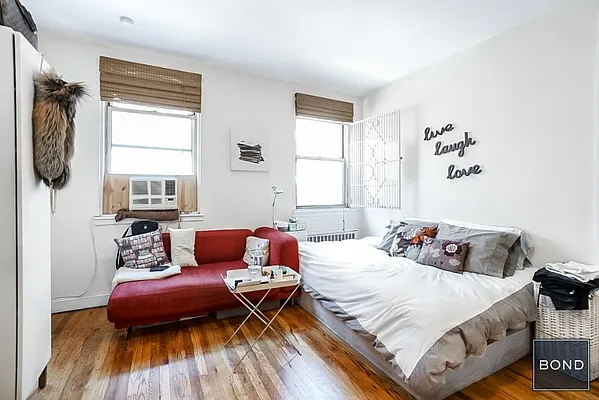 Rented by Bond New York | media 10