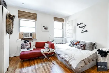 Rented by Bond New York