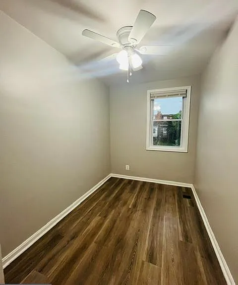 1516 Becklow Ave — Photo 9