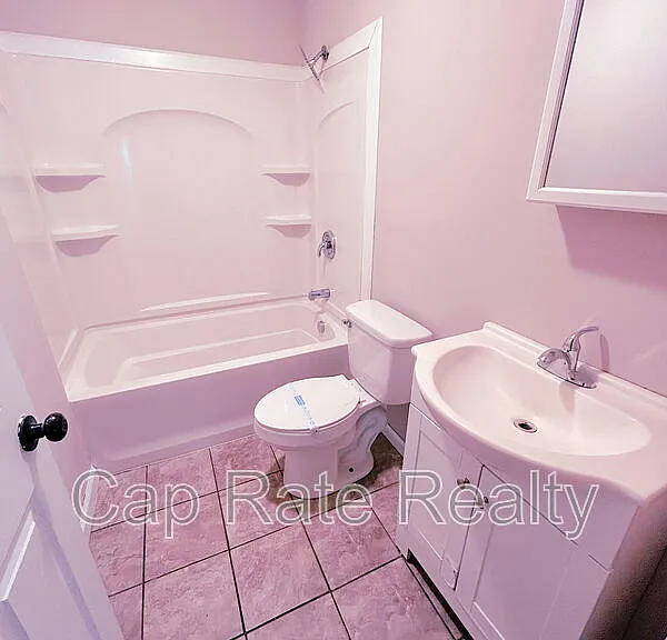 1143 Duxberry Ave — Photo 21