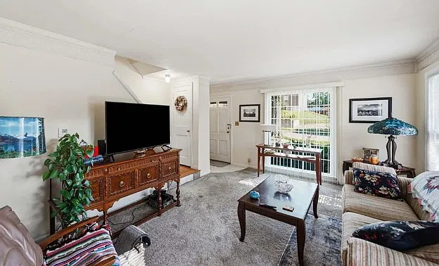 2 bed, 960 sqft, $1,475 — Photo 4