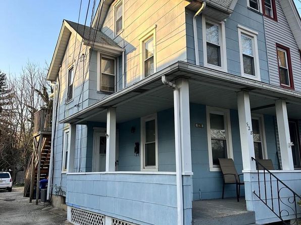 528 Burlington Ave #2