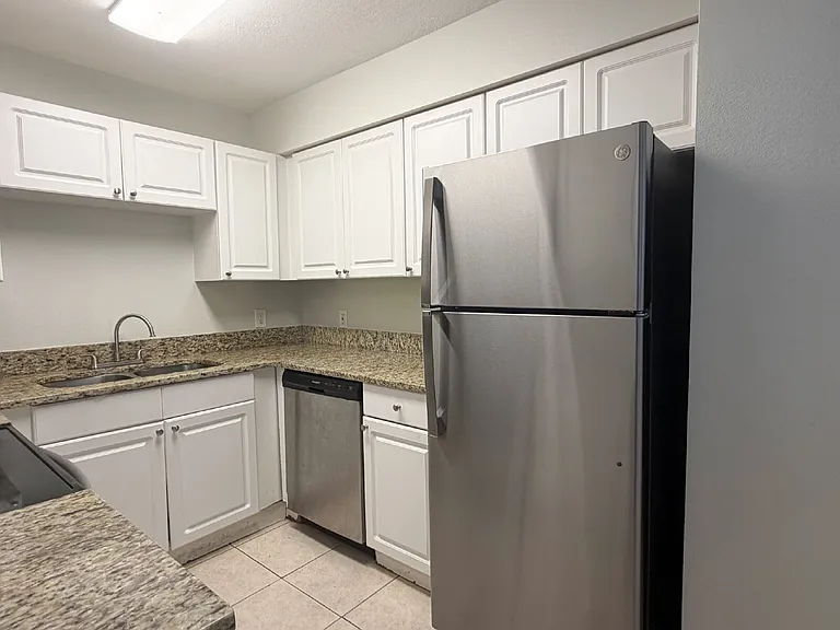 153 Old Englewood Rd — Photo 12