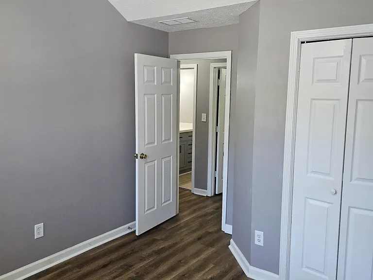 218 Preston Cir — Photo 38