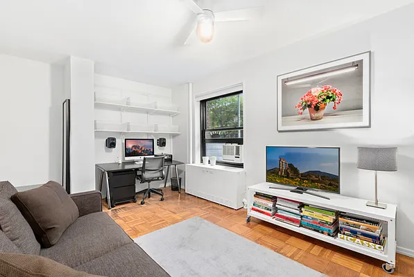 Sold by Corcoran | media 14