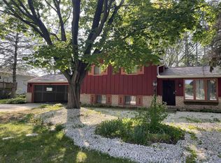 2270 Smithville Rd, Green Bay, WI 54313