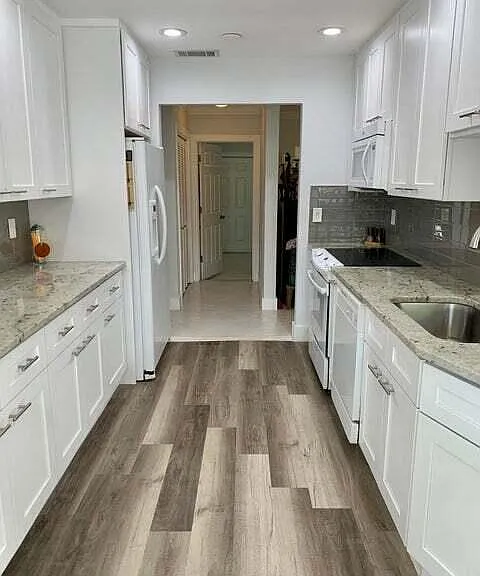 3230 Aqua Vista Dr — Photo 18