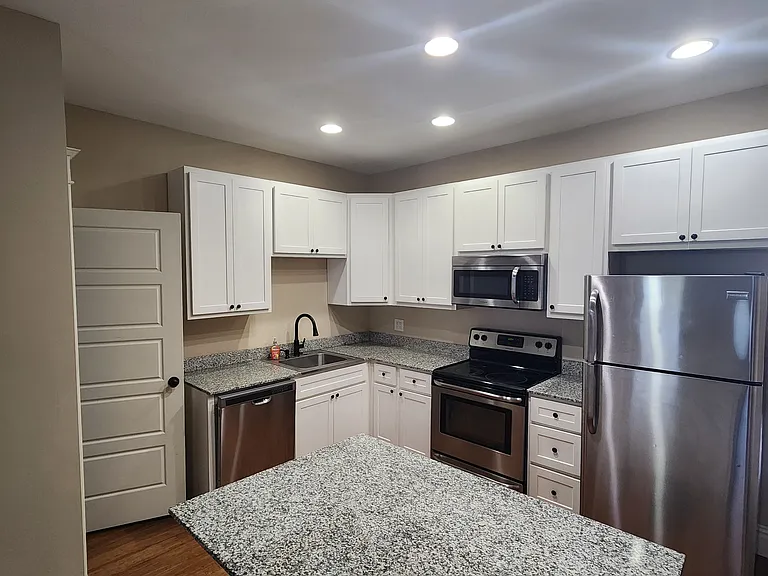 4308 Swan Ave #A — Photo 3