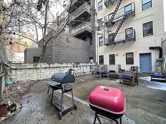 5th image of 2455 Fredrick Douglass Blvd #1B