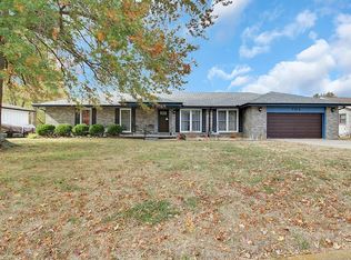 704 Custer Rd, Parsons, KS 67357
